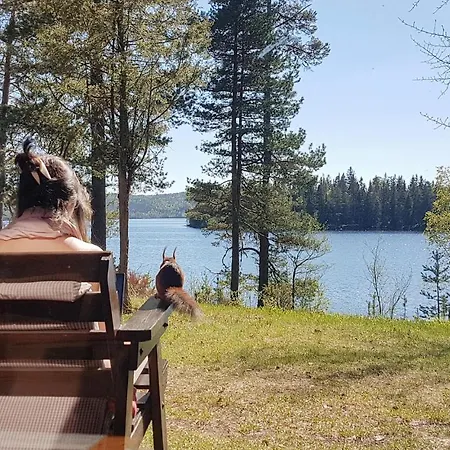 2 Bedroom Beautiful In Vakantiehuis