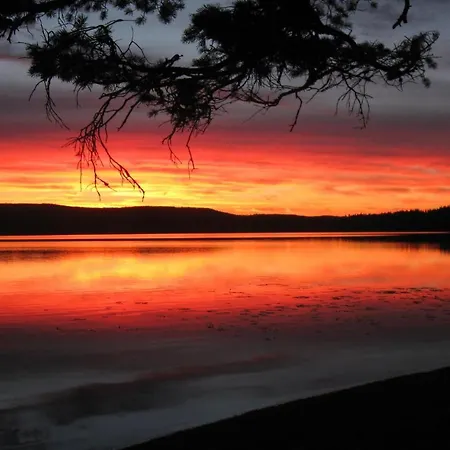 2 Bedroom Beautiful In Prázdninový dům Urskog