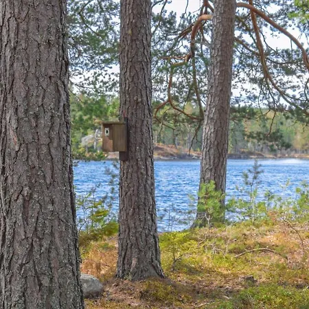 2 Bedroom Beautiful In Prázdninový dům *